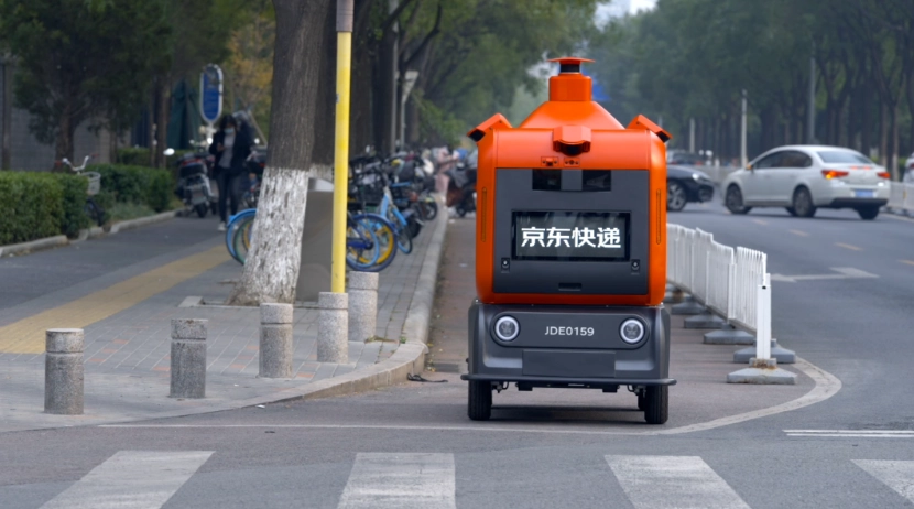 賭波：京東物流 600 多台智能快遞車覆蓋全國 30 多城