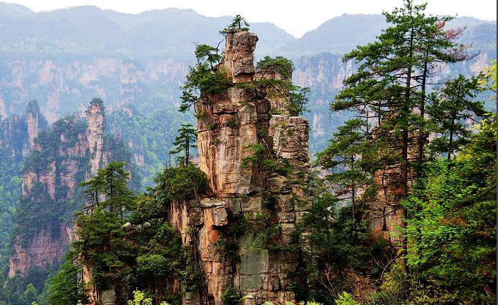 {網上賭場}(张家界旅游景点全景图张家界索道)