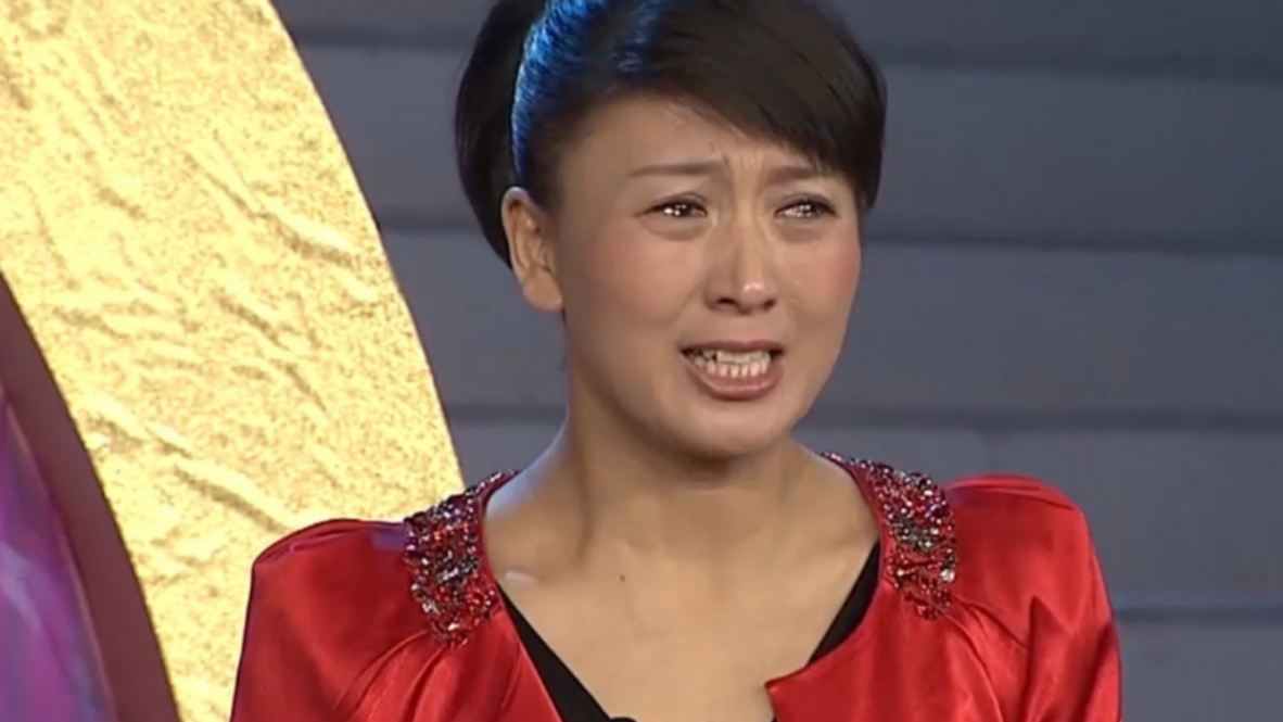 {足球投注}(闫学晶现任老公马东明个人资料简介)